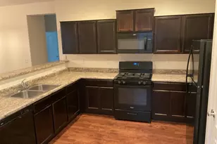 8141 W Encinas Ln, Phoenix, AZ 85043 - Photo 4