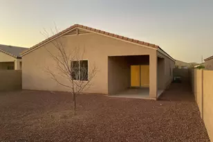 8141 W Encinas Ln, Phoenix, AZ 85043 - Photo 14