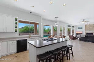7943 E Sugarloaf Cir, Mesa, AZ 85207 - Photo 10