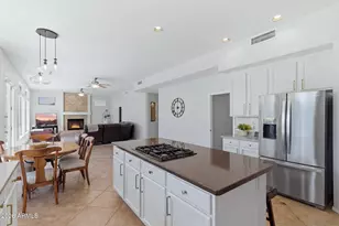 7943 E Sugarloaf Cir, Mesa, AZ 85207 - Photo 12