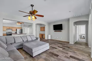 13905 N 159th Dr, Surprise, AZ 85379 - Photo 12