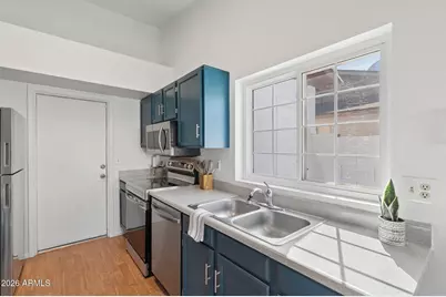 50 W Ivyglen Street, Mesa, AZ 85201 - Photo 10