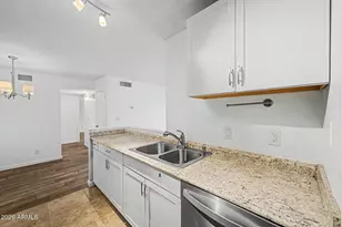 623 W Guadalupe Rd, Mesa, AZ 85210 - Photo 14