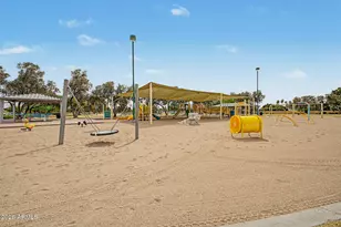 623 W Guadalupe Rd, Mesa, AZ 85210 - Photo 32