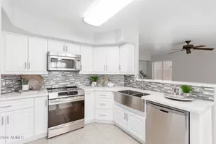 3611 E Windmere Dr, Phoenix, AZ 85048 - Photo 1