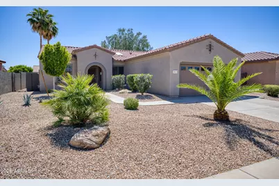 18973 N Aztec Point Drive, Surprise, AZ 85387 - Photo 2