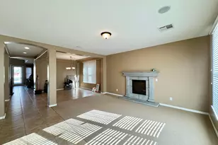 2214 E Chanute Pass, Phoenix, AZ 85040 - Photo 2