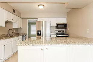 3650 W Berridge Ln, Phoenix, AZ 85019 - Photo 10