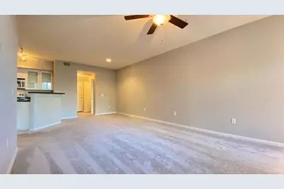 3633 N 3rd Avenue #Unit 1004, Phoenix, AZ 85013 - Photo 4