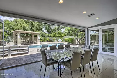 5402 E Laurel Lane, Scottsdale, AZ 85254 - Photo 8