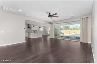 18940 W Mercer Lane, Surprise, AZ 85388 - Photo 14