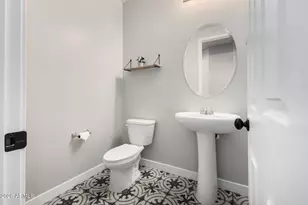 18940 W Mercer Ln, Surprise, AZ 85388 - Photo 38