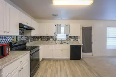 151 E Patton Avenue, Coolidge, AZ 85128 - Photo 8