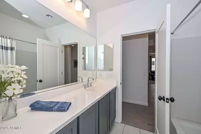 13255 W Crestvale Drive, Peoria, AZ 85383 - Photo 32