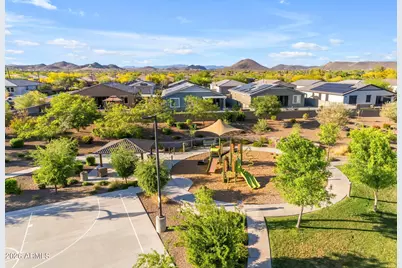 13255 W Crestvale Drive, Peoria, AZ 85383 - Photo 4