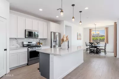 13255 W Crestvale Drive, Peoria, AZ 85383 - Photo 2