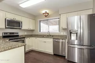 2839 W Wagoner Rd, Phoenix, AZ 85053 - Photo 12