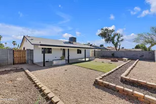 2016 W Hermosa Dr, Tempe, AZ 85282 - Photo 18