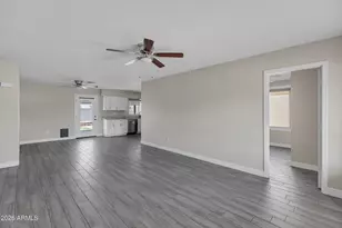 2016 W Hermosa Dr, Tempe, AZ 85282 - Photo 4