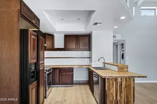 1017 E Maryland Ave, Phoenix, AZ 85014 - Photo 6