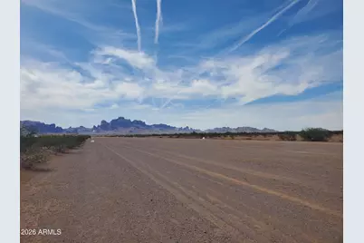 Xxx W Sunland Avenue #H, Tonopah, AZ 85354 - Photo 4