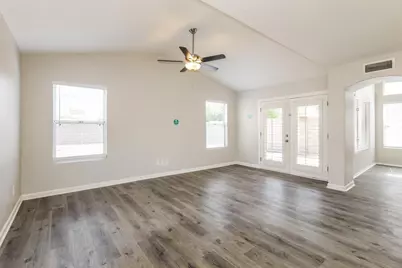 4039 W Salter Drive, Glendale, AZ 85308 - Photo 8