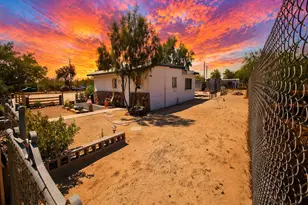 32848 N Center St, Wittmann, AZ 85361 - Photo 4
