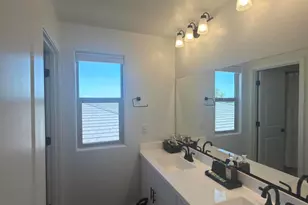 21362 N Belt Dr, Maricopa, AZ 85138 - Photo 8