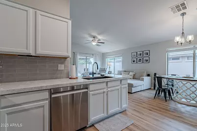 2574 W Sawtooth Way, Queen Creek, AZ 85144 - Photo 4