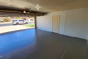 5435 W Christy Dr, Glendale, AZ 85304 - Photo 30