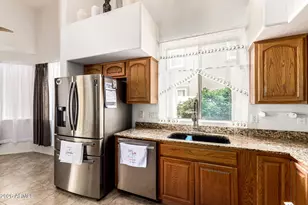 8788 W Augusta Ave, Glendale, AZ 85305 - Photo 10