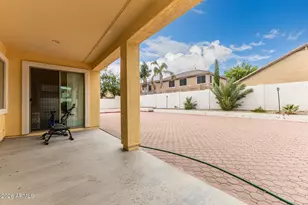 8788 W Augusta Ave, Glendale, AZ 85305 - Photo 30