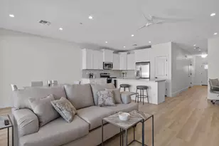 16714 E Almont Dr, Fountain Hills, AZ 85268 - Photo 2