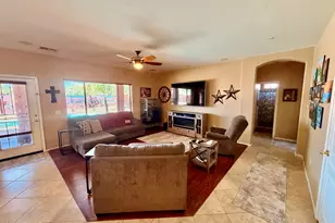 1863 N Westfall Ln, Casa Grande, AZ 85122 - Photo 8