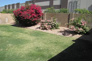 2315 S Peppertree Dr, Gilbert, AZ 85295 - Photo 20