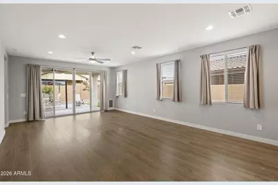 10768 W Kinderman Drive, Avondale, AZ 85323 - Photo 16