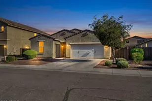 202 E Santori Dr, San Tan Valley, AZ 85140 - Photo 4