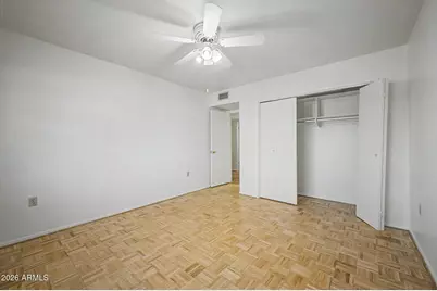 10338 W Caron Drive, Sun City, AZ 85351 - Photo 28