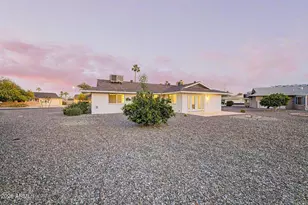 10338 W Caron Dr, Sun City, AZ 85351 - Photo 32