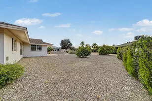 10338 W Caron Dr, Sun City, AZ 85351 - Photo 36