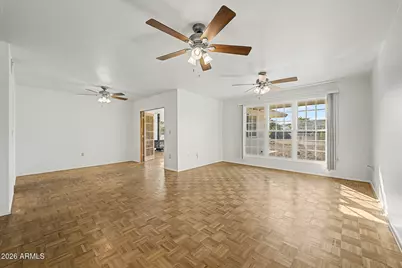 10338 W Caron Drive, Sun City, AZ 85351 - Photo 12