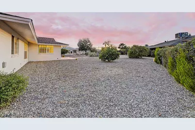 10338 W Caron Drive, Sun City, AZ 85351 - Photo 32