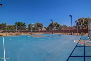 10338 W Caron Dr, Sun City, AZ 85351 - Photo 56