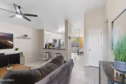 1404 W Montebello Avenue, Apache Junction, AZ 85120 - Photo 10