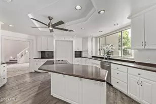 2266 E Mallory Cir, Mesa, AZ 85213 - Photo 24