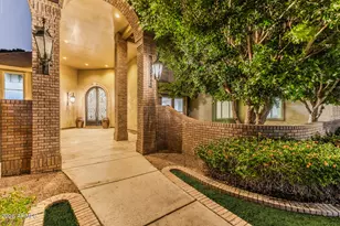 2266 E Mallory Cir, Mesa, AZ 85213 - Photo 10