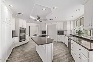 2266 E Mallory Cir, Mesa, AZ 85213 - Photo 26