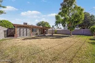 3907 E Mulberry Dr, Phoenix, AZ 85018 - Photo 30