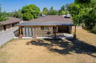 3907 E Mulberry Dr, Phoenix, AZ 85018 - Photo 36