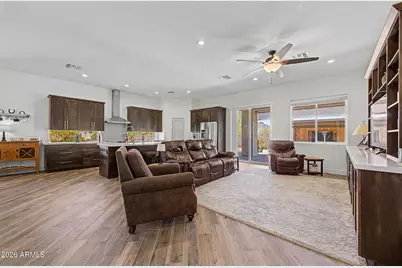 514 W Morse Drive, Phoenix, AZ 85086 - Photo 10